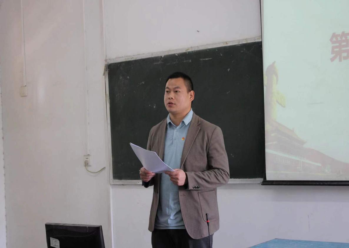 Beat365官网团委举办第三期团课结业典礼暨入团仪式