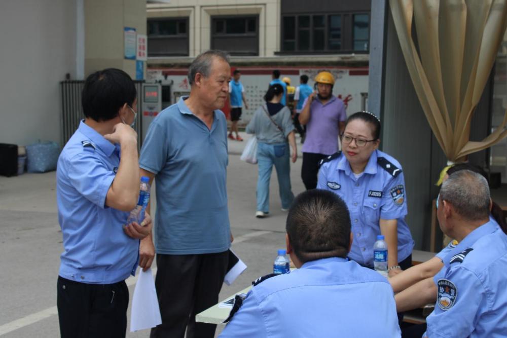 Beat365官网顺利开展迎接2023级新生报道工作