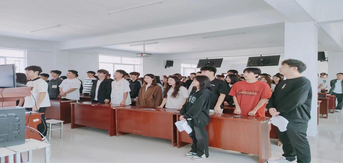 坚定不移跟党走，青春奋进新征程 ——Beat365中文官方网站第四期团课结业典礼暨入团仪式