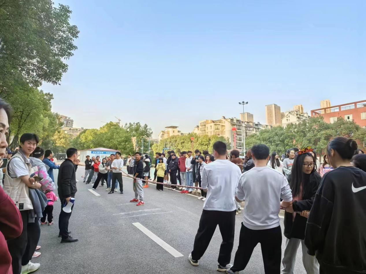 青春奋进新时代，运动逐梦向未来——Beat365中文官方网站2023年秋季运动会暨教职工运动会