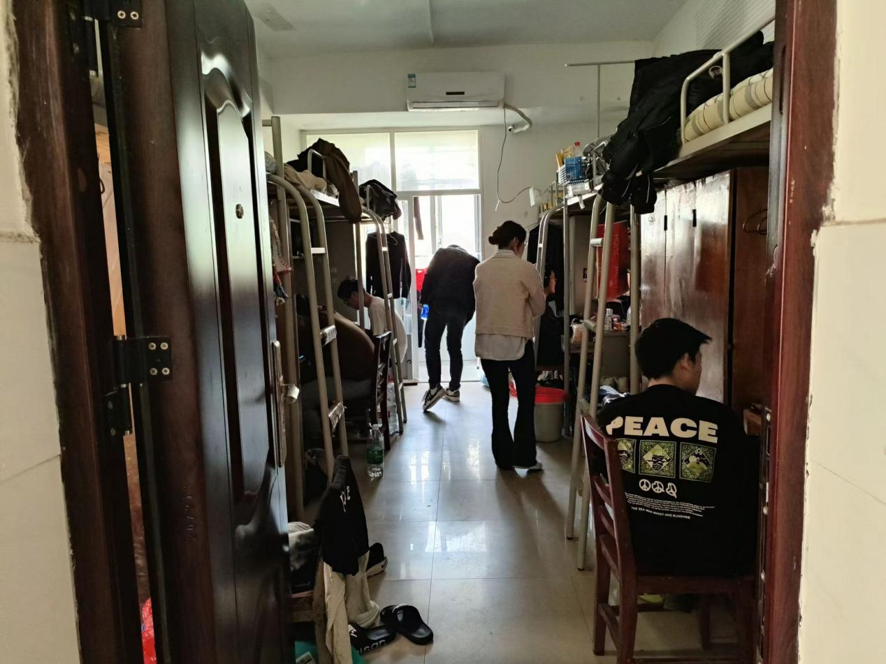 Beat365官网多部门联合入寝开展安全检查工作