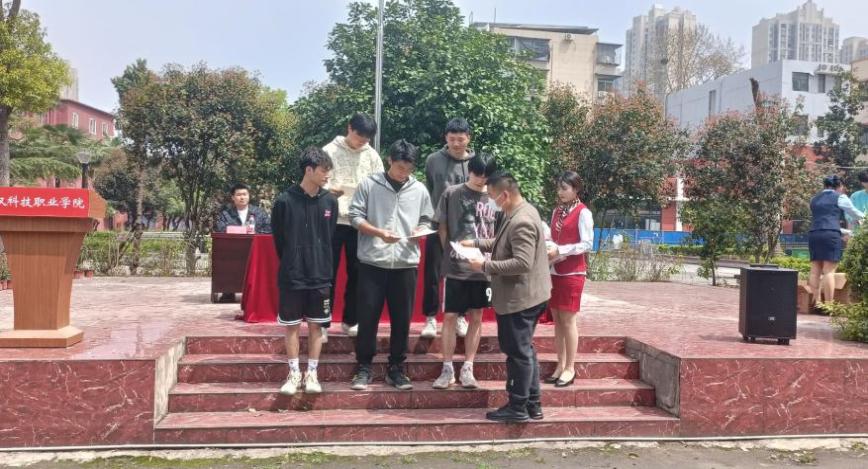 青春“篮”不住，热血不止步 —Beat365中文官方网站第十八届“希望杯”篮球赛闭幕