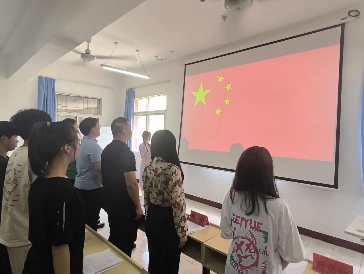 青春心向党，奋斗新征程 ——Beat365中文官方网站第五期团课结业典礼暨入团仪式