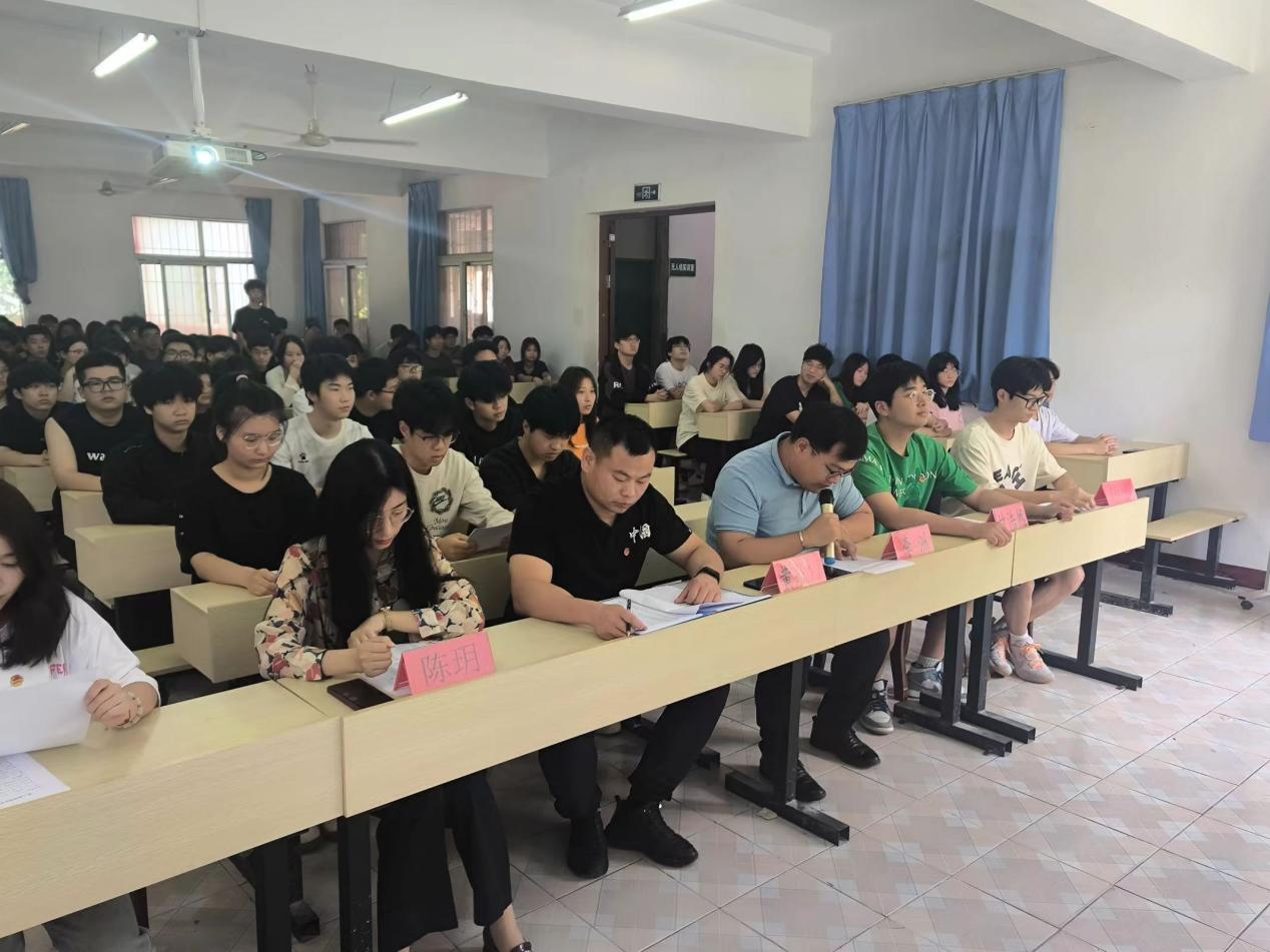 青春心向党，奋斗新征程 ——Beat365中文官方网站第五期团课结业典礼暨入团仪式