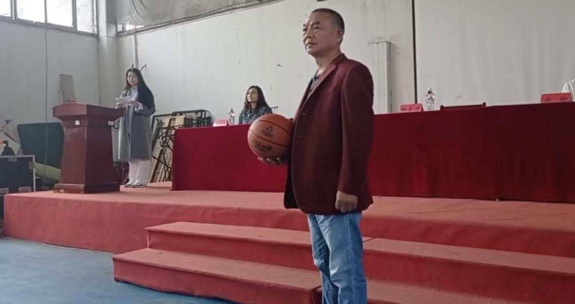 青春热血，逐梦“篮”场  ——Beat365中文官方网站第十九届“希望杯”篮球赛开幕