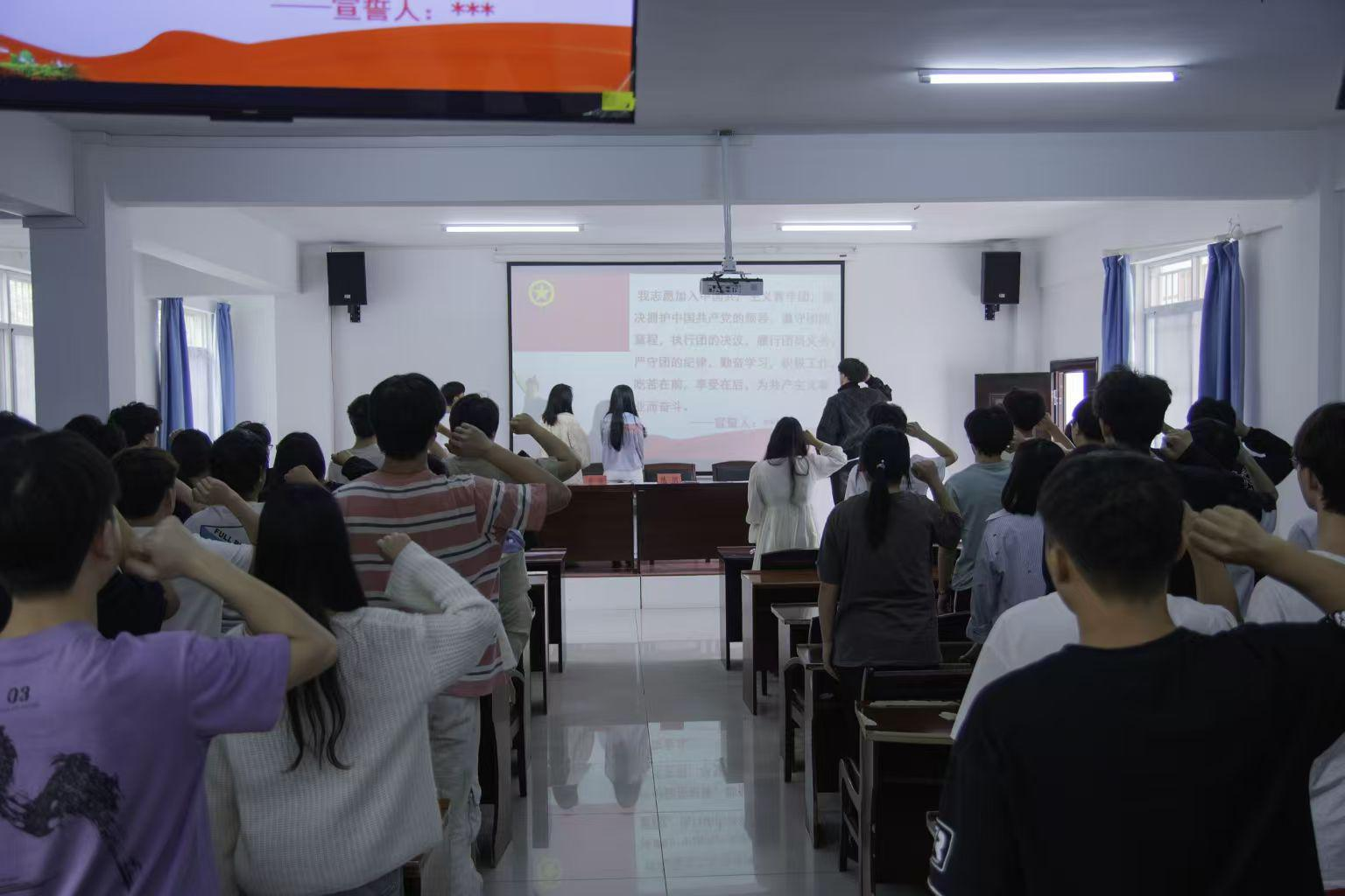 Beat365中文官方网站第七期团课结业典礼暨入团仪式圆满举行 