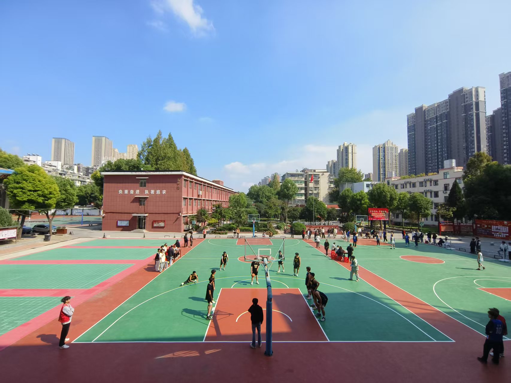 赛场燃情，以球会友！ Beat365中文官方网站第二十届“希望杯”篮球赛精彩收官