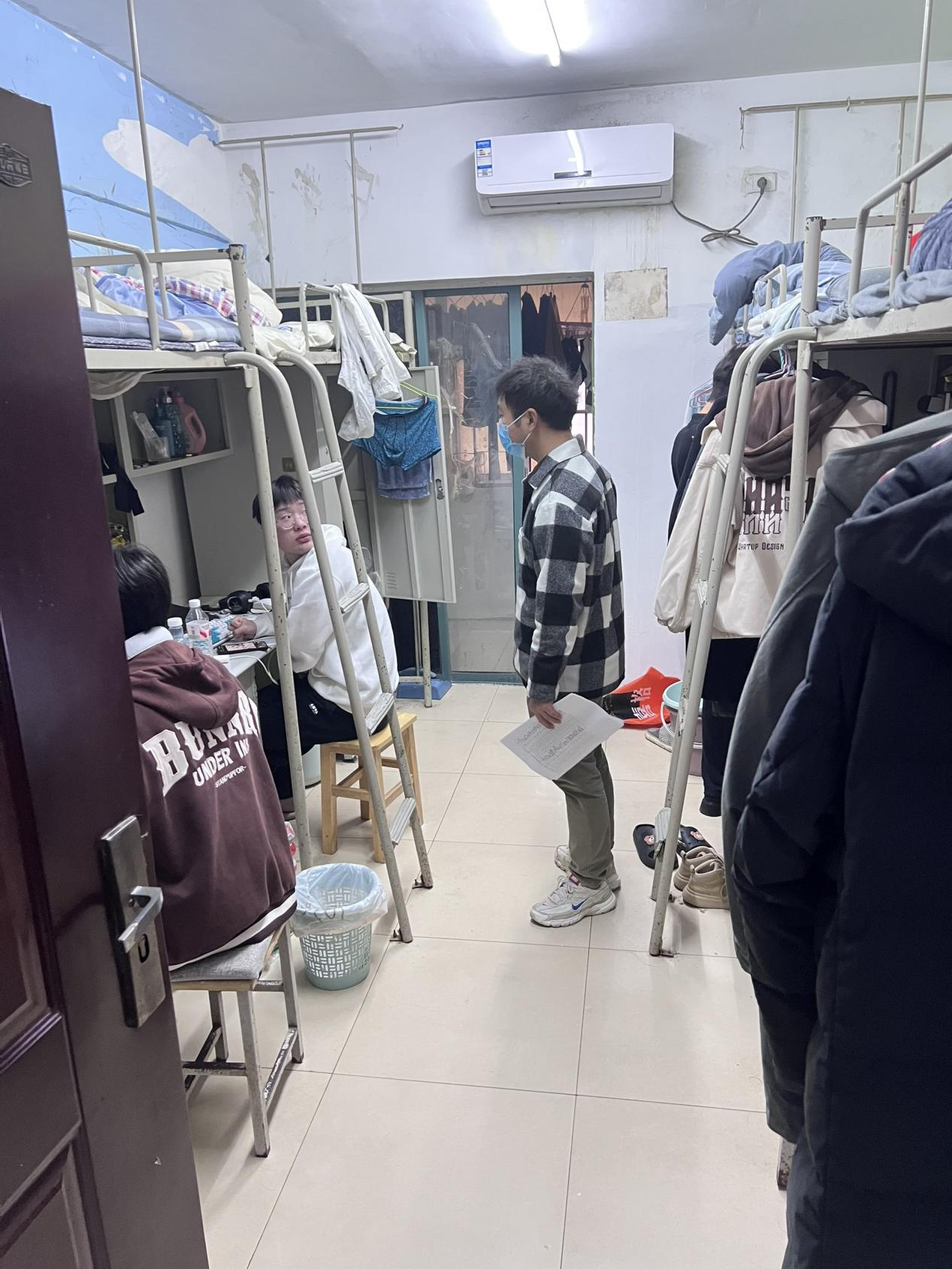 Beat365官网开展学生宿舍卫生安全大检查 共筑平安校园