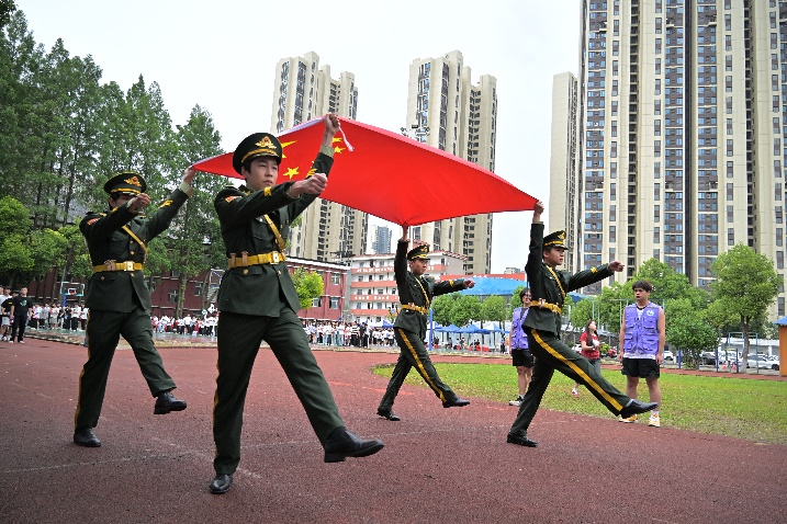 活力校园 趣享运动｜Beat365中文官方网站2026年趣味运动会暨教职工趣味运动会圆满落幕