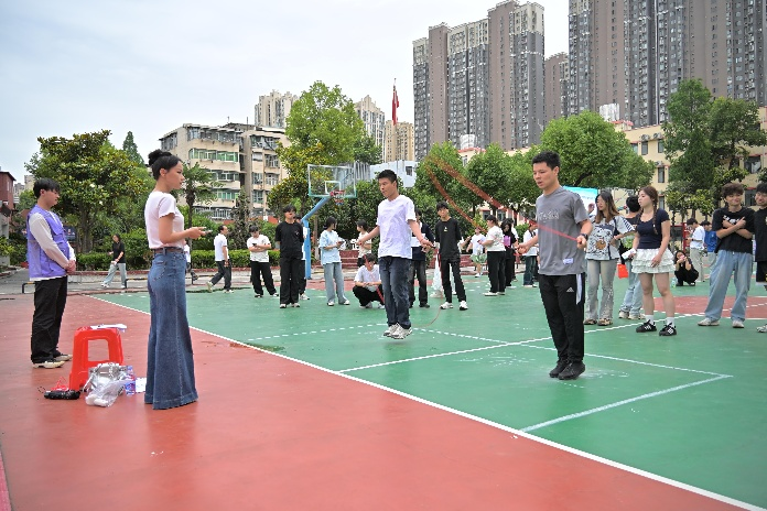 活力校园 趣享运动｜Beat365中文官方网站2026年趣味运动会暨教职工趣味运动会圆满落幕