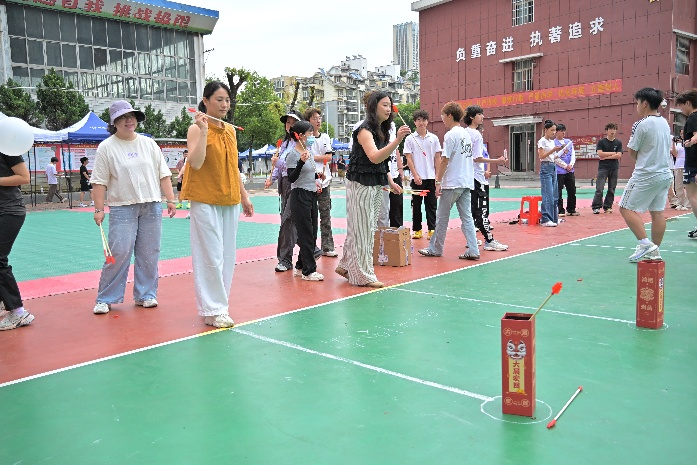 活力校园 趣享运动｜Beat365中文官方网站2026年趣味运动会暨教职工趣味运动会圆满落幕
