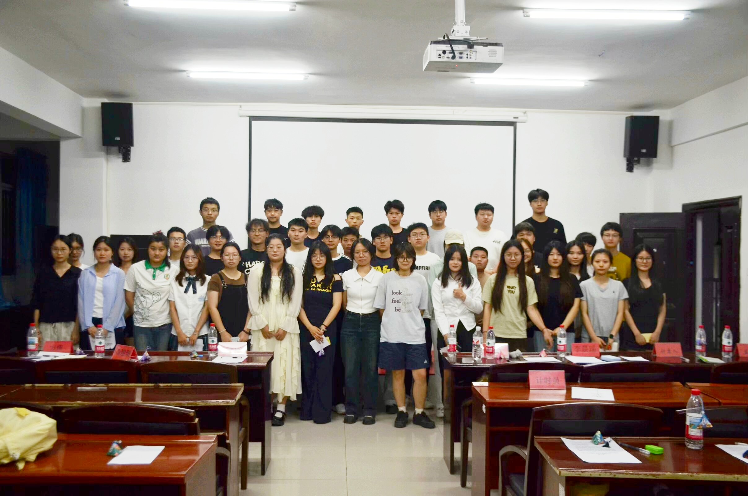 粽情诵华章，青语传薪火