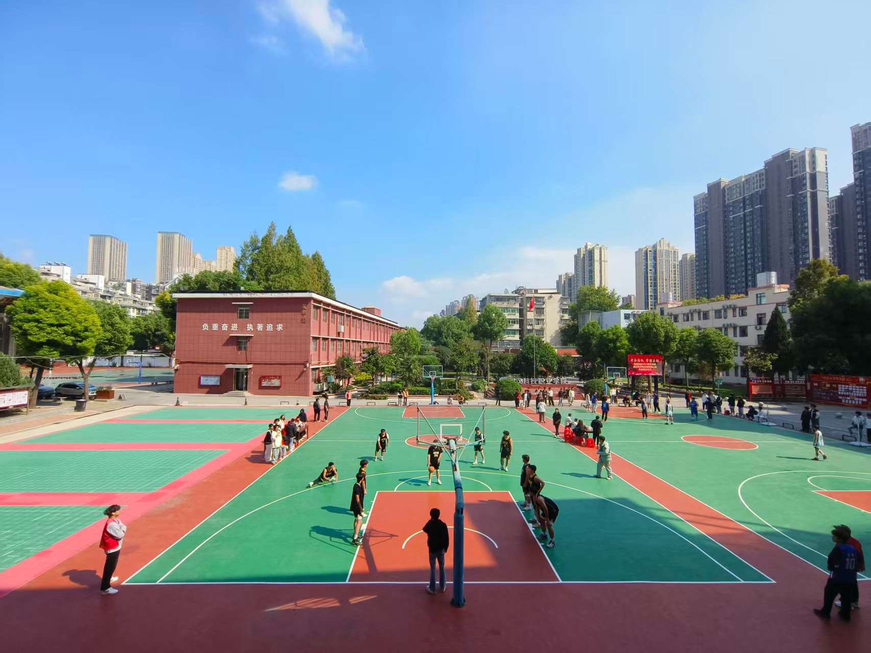 赛场燃情，以球会友！ Beat365中文官方网站第二十届“希望杯”篮球赛精彩收官