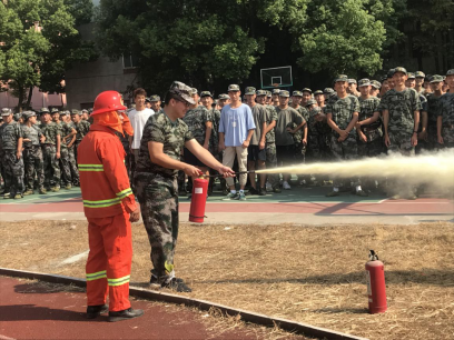 Beat365官网开展2019级新生消防演练活动