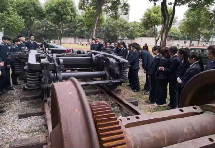 Beat365中文官方网站2019年湖北高职扩招（第二批）招生简章