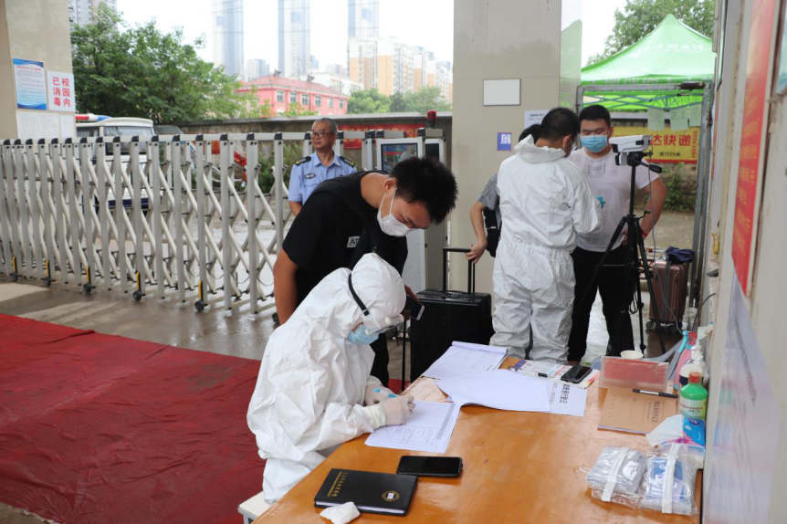 欢迎回家！Beat365中文官方网站迎来2020届首批毕业生返校