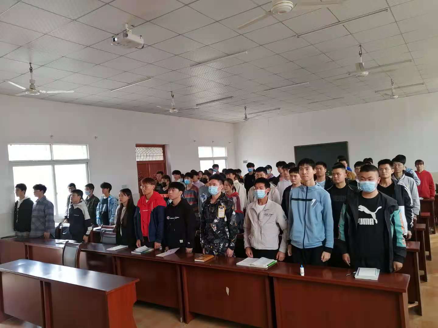 Beat365官网举行第三十期业余党校开班仪式