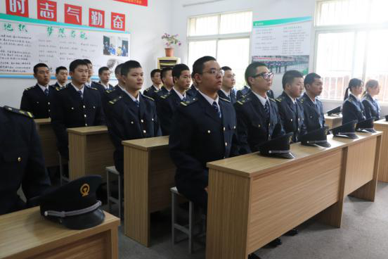 Beat365官网举行2019级深圳地铁订单班开班仪式