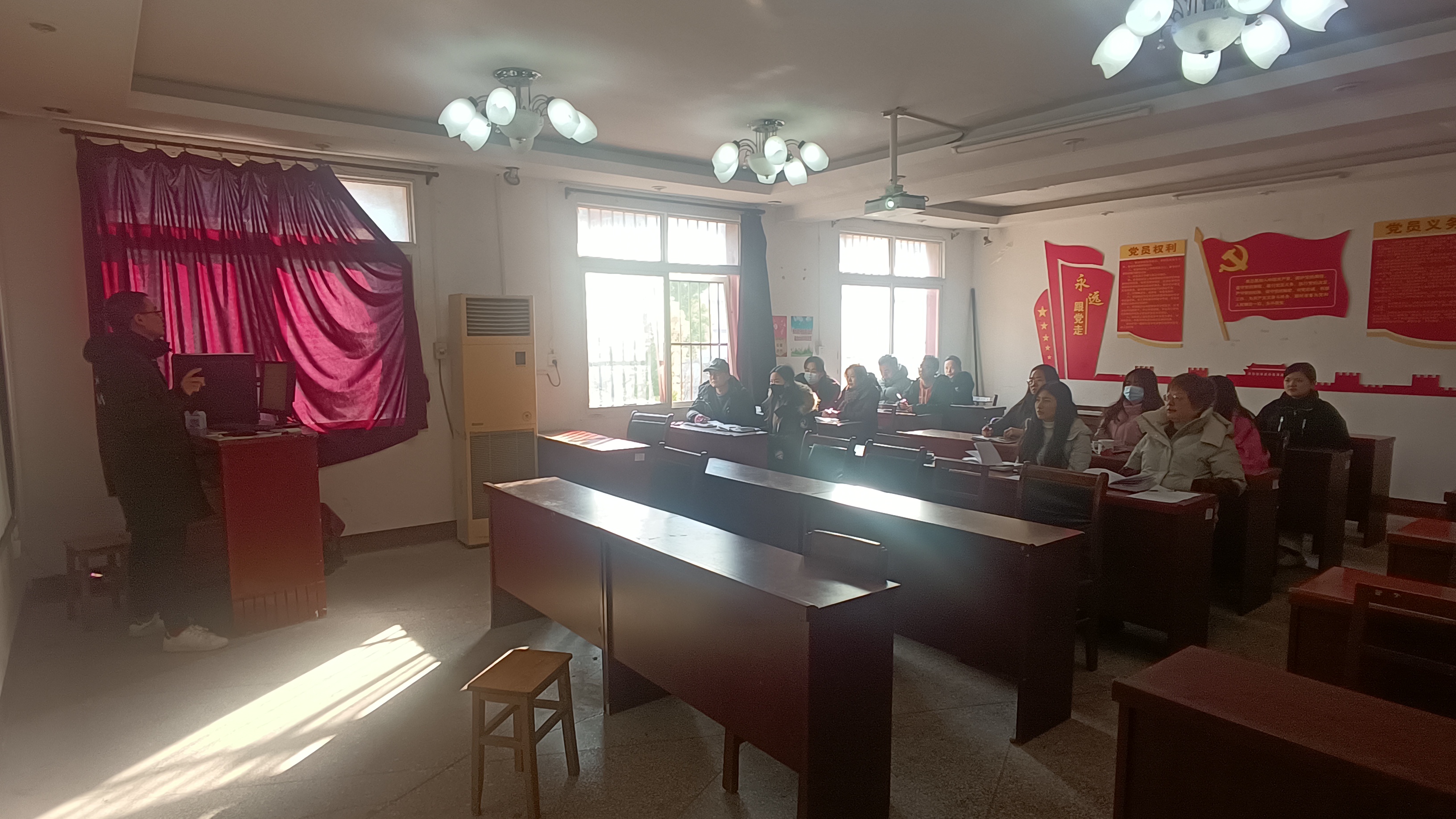 Beat365官网学生工作处开展心理健康教育讲座